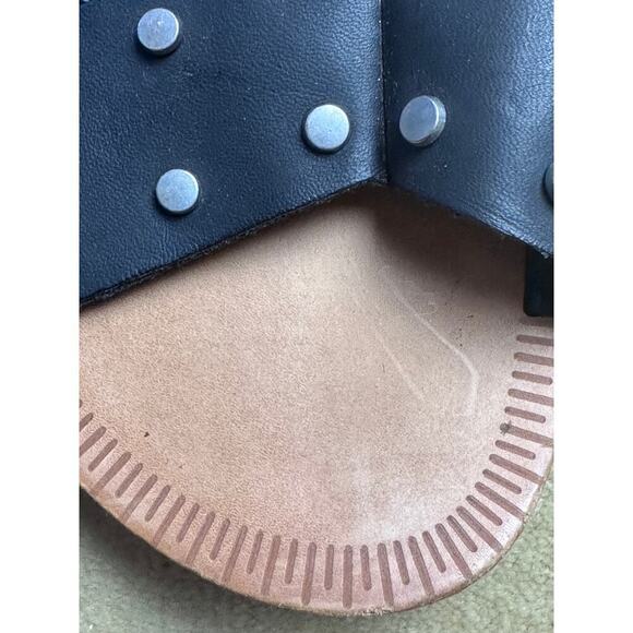 Dolce Vita Black Leather Studded Flat Slide Sandals Women's Size 8 - Picture 7 of 8